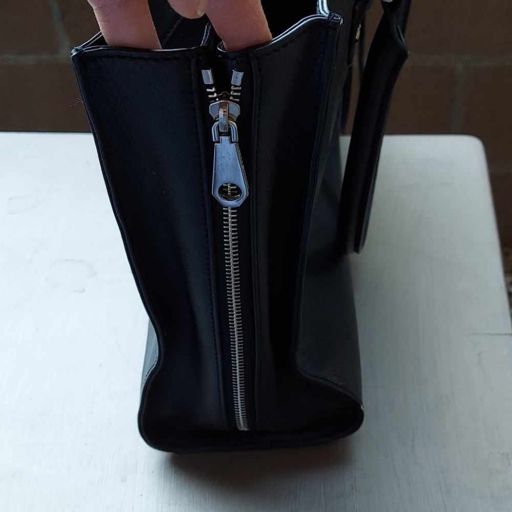 Rebecca Minkoff Black Always on Zip Tote Bag - Picture 8 of 11